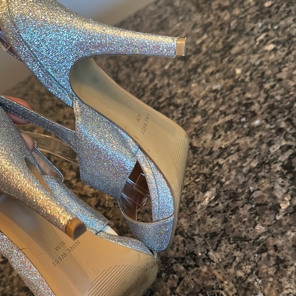 Nine West Silver sparkly Heels EUC 8.5 - Picture 8 of 10